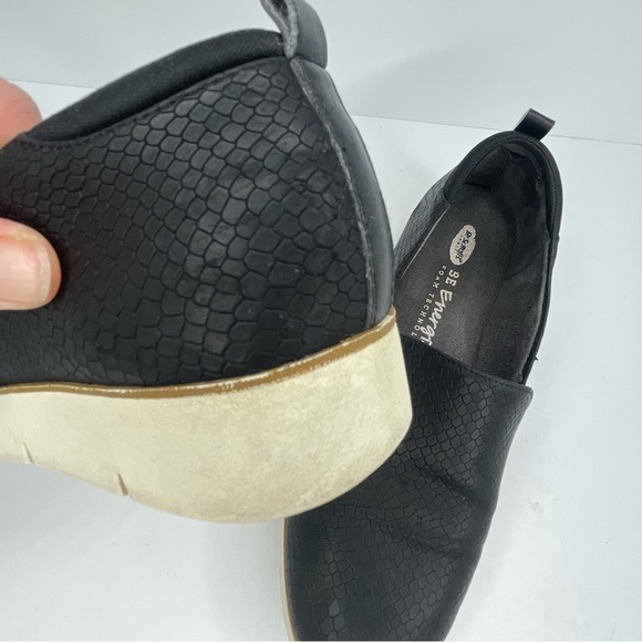 Dr. Scholls Be Energized Wesley Black Womens Size 8M Croc Embossed Comfort Foam - Picture 11 of 13